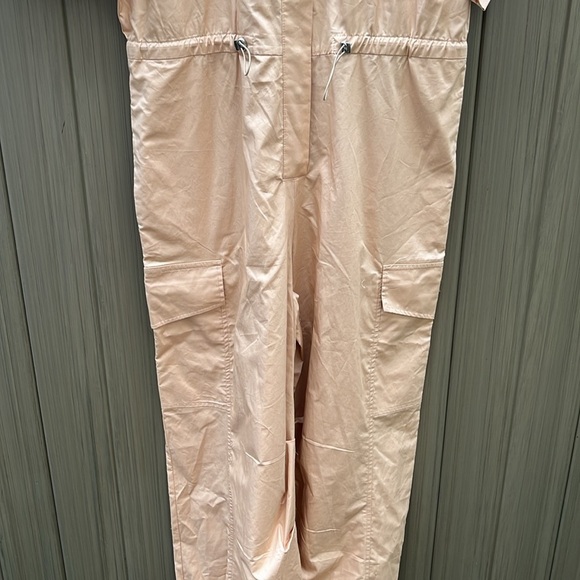 NWT ZARA FULL LENGTH CARGO GABARDINE JUMPSUIT  MEDIUM  in MANGO GORPCORE… - Picture 7 of 16